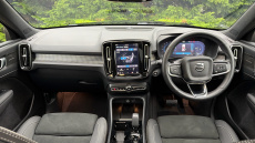 Volvo XC40 2.0 B4P Ultra Dark 5dr Auto Petrol Estate